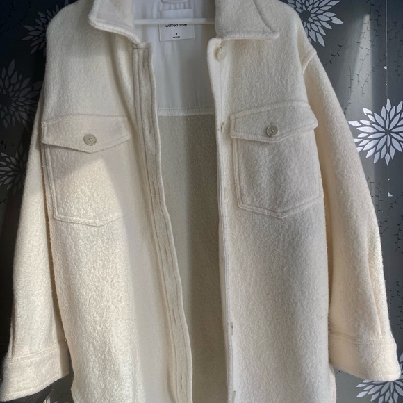 Aritzia merino-wool shacket - Picture 4 of 4